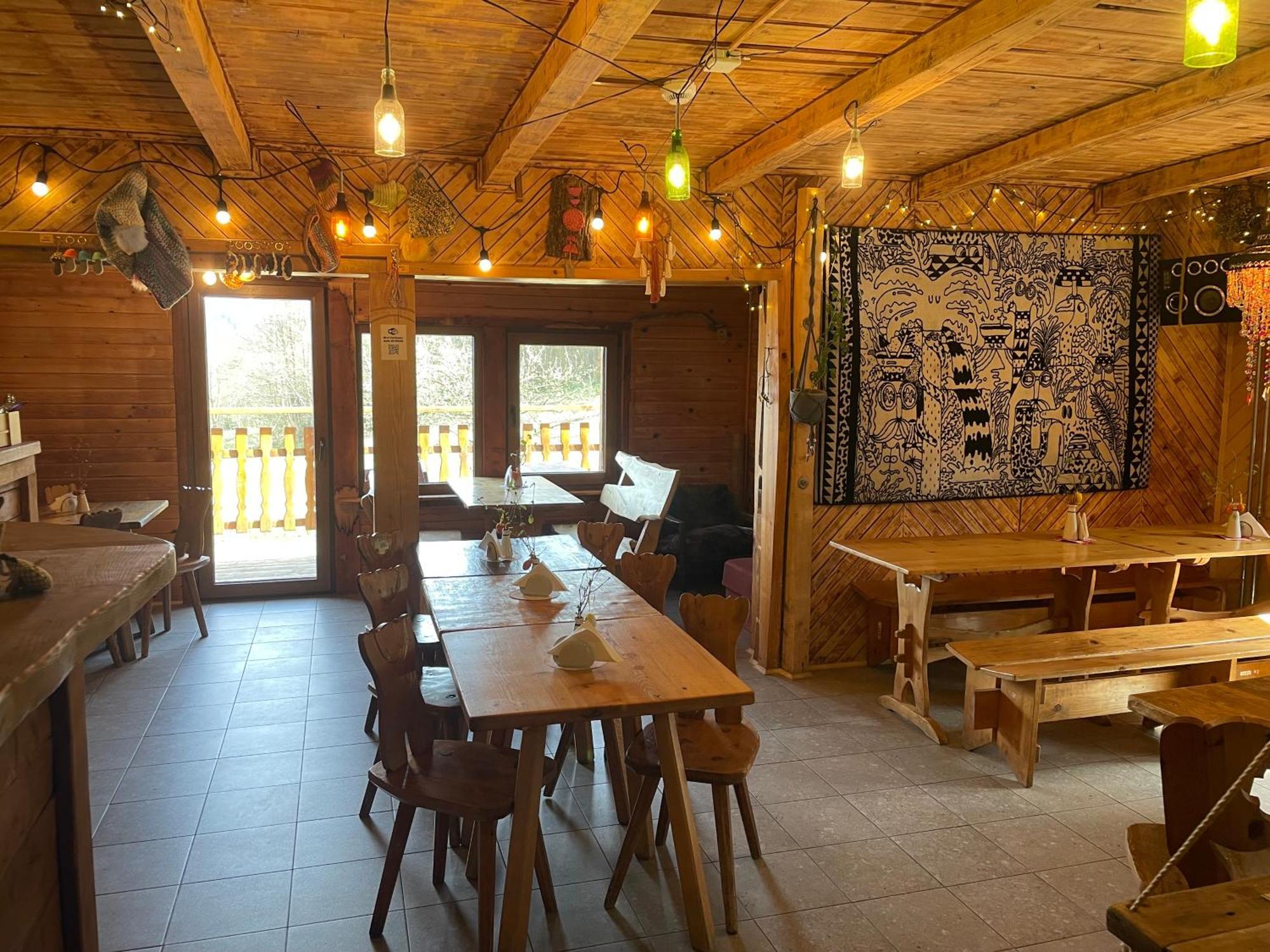 Hostel Bacowka Pttk Pod Honem - Schronisko Gorskie Cisna Exterior foto